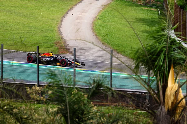  Max Verstappen (NED) - Oracle Red Bull Racing - Red Bull RB21 - Formula 1 MSC Cruises Grande Premio de Sao Paulo 2025, Sao Paulo, Brasil, Autodromo Jose Carlos Pace 'in 6-9 Kasım 2025 tarihleri arasındaki ön eleme oturumu sırasında gerçekleşti. Yirmi dört raundun yirmi birinci raundu.