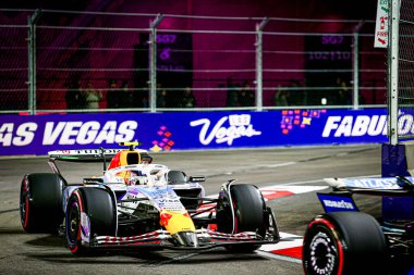 Liam Lawson (NZL) - Visa Cash App RB F1 Team - RB VCARB02 - Honda RBPT Formula 1 Heineken Las Vegas Grand Prix 2025, Las Vegas Strip Circuit, 2025 FIA Formula 1 Dünya Şampiyonası 'nın 22. Raundu öncesinde 
