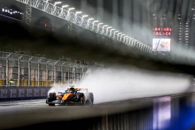 Lando Norris (GBR) - McLaren Formula 1 Takımı - McLaren MCL39 - Mercedes Formula 1 Las Vegas Grand Prix 2025 Las Vegas Strip pistinde, 2025 FIA Formula 1 Dünya Şampiyonası 'nın 22. Raundu öncesinde (Novembe