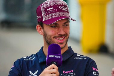 Pierre Gasly (FRA) - Alpine F1 Takımı - Alpine A525 - 2025 FIA Formula 1 Dünya Şampiyonası 'nın 23. Raundu öncesinde, 2025 Katar Havayolları Katar Grand Prix 2025' in medya gününde Renault