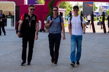 Oliver Bearman (GBR) - 2025 FIA Formula 1 Dünya Şampiyonası 'nın (28-30 Kasım 2025) 23. turu öncesinde, 2025 Losail Uluslararası Pist' te Katar 1.).    