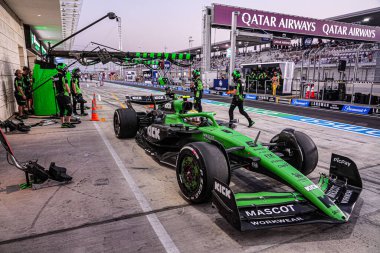 Gabriel Bortoleto (BRA) Formula 1 Katar Havayolları Katar Grand Prix 2025, 2025 FIA Formula 1 Dünya Şampiyonası 'nın 23. Raundu (28-30 Kasım 2025) öncesinde, Cuma günü Katar Havayolları Katar Grand Prix' inde F1 Takım Sauber 'ın yerini aldı.).    