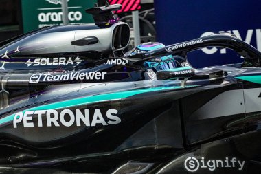 George Russell (GBR) - Mercedes-AMG PETRONAS F1 Ekibi - Mercedes W16 - Mercedes E Performansı Formula 1 Katar Havayolları Katar Grand Prix 2025, Losail Uluslararası Pisti, 2025 FIA Formula 1 W