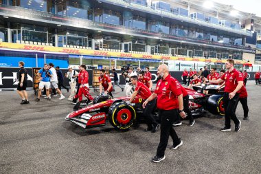 Scuderia Ferrari Formula 1 Etihad Airways Abu Dhabi Grand Prix 2025 Abu Dhabi Marina Pisti, Abu Dhabi, Birleşik Arap Emirlikleri, 24. Raunt 'un 24.