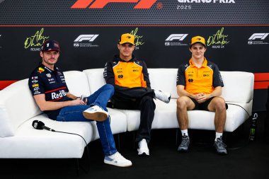 (Max Verstappen (NED) - Oracle Red Bull Racing - Red Bull RB21 - Honda RBPT (C) Lando Norris (GBR) - McLaren Formula 1 Team - McLaren MCL39 - Mercedes (R) Oscar Piastri (AUS) - McLaren Formula 1 Team - McLaren MCL39 - Mercedes Driver Champion Champion