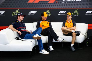 (Max Verstappen (NED) - Oracle Red Bull Racing - Red Bull RB21 - Honda RBPT (C) Lando Norris (GBR) - McLaren Formula 1 Team - McLaren MCL39 - Mercedes (R) Oscar Piastri (AUS) - McLaren Formula 1 Team - McLaren MCL39 - Mercedes Driver Champion Champion