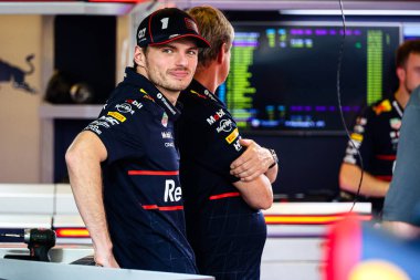 Max Verstappen (NED) - Kahin Red Bull Racing - Red Bull RB21 - Formula 1 Etihad Havayolları Grand Prix 2025 Abu Dabi Marina Pisti, Abu Dabi, Birleşik Arap Emirlikleri, 24. 