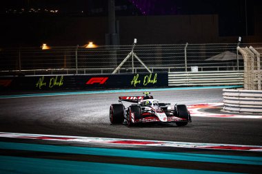 Oliver Bearman (GBR) - Haas F1 Takımı, Formula 1 Etihad Airways Abu Dabi Grand Prix 2025 Abu Dabi Marina Circuit, Abu Dabi, Birleşik Arap Emirlikleri, 24. Raunt 'un 24.