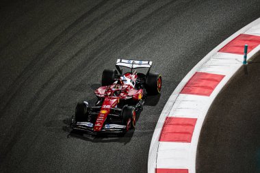Charles Leclerc (MON) - Scuderia Ferrari - Ferrari SF-25 - Ferrari Formula 1 Etihad Airways Abu Dhabi Grand Prix 2025 tarihinde Abu Dabi, Birleşik Arap Emirlikleri 'nde 24.