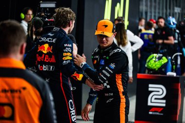 Lando Norris (GBR) - McLaren Formula 1 Ekibi - McLaren MCL39 - Mercedes Formula 1 Etihad Havayolları Grand Prix 2025 Abu Dabi Marina Pisti, Abu Dabi, Birleşik Arap Emirlikleri 'nin 24. Raundu öncesinde, 24., 