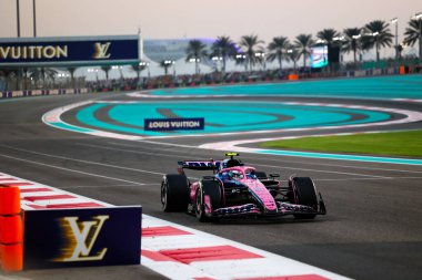 Franco Colapinto (ARG) - Alpine F1 Formula 1 Etihad Airways Abu Dhabi Grand Prix 2025 Abu Dabi Marina Pisti, Abu Dabi, Birleşik Arap Emirlikleri, 24. Raunt öncesinde, sezon finali ve sürücü şampiyonası belirleyicisi 