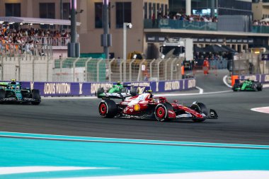 Lewis Hamilton (GBR) - Scuderia Ferrari - Ferrari SF-25 - Ferrari Formula 1 Etihad Havayolları Grand Prix 2025 Ebu Dabi Marina Pisti yarışında Abu Dabi, Birleşik Arap Emirlikleri, 24. Raunt, Sezon Finali ve 24. 