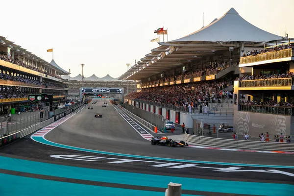Formula 1 Etihad Airways Abu Dhabi Grand Prix 2025 Abu Dhabi Marina Pisti, Abu Dabi, Birleşik Arap Emirlikleri, 24. Raunt öncesinde, 2025 FIA Form Şampiyonası Finali ve Sürücü Finali