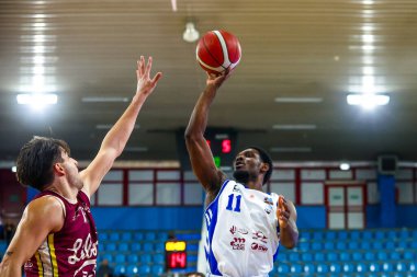 Darius Perry (ABD) - Real Sebastiani Rieti Real Sebastiani Rieti Bi.Emme Servisi Libertas Livorno Stagione 2025-26 Campionato Italiano Pallacanestro - Vahşi Batı Serisi A2 Maschile - Normal Mevsim, Round 17