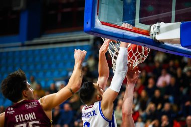Tommaso Guariglia (ITA) - Real Sebastiani Rieti Real Sebastiani Rieti Bi.Emme Servisi Libertas Livorno Stagione 2025-26 Campionato Italiano Pallacanestro - Vahşi Batı Serie A2 Maschile - Normal Mevsim, Round 17