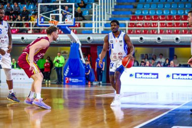 Darius Perry (ABD) - Real Sebastiani Rieti Real Sebastiani Rieti Bi.Emme Servisi Libertas Livorno Stagione 2025-26 Campionato Italiano Pallacanestro - Vahşi Batı Serisi A2 Maschile - Normal Mevsim, Round 17