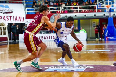 Darius Perry (ABD) - Real Sebastiani Rieti Real Sebastiani Rieti Bi.Emme Servisi Libertas Livorno Stagione 2025-26 Campionato Italiano Pallacanestro - Vahşi Batı Serisi A2 Maschile - Normal Mevsim, Round 17