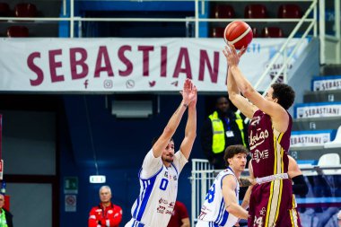 Lorenzo Penna (ITA) - Bi.Emme Service Libertas Livorno Real Sebastiani Rieti vs Bi.Emme Service Libertas Livorno Stagione 2025-26 Campionato Italiano Pallacanestro - Eski Vahşi Batı Serie A2 Maschile - Normal Mevsim, Round 17