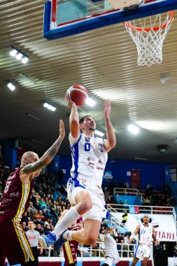 Matteo Parravicini (ITA) - Real Sebastiani Rieti Real Sebastiani Rieti - Bi.Emme Servisi Libertas Livorno Stagione 2025-26 Campionato Italiano Pallacanestro - Vahşi Batı Serie A2 Maschile - Round 17