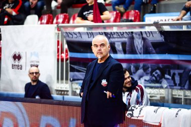 Franco Ciani (ITA) - Koç Real Sebastiani Rieti Real Sebastiani Rieti, Bi.Emme Servisi Libertas Livorno Stagione 2025-26 Campionato Italiano Pallacanestro - Vahşi Batı Serie A2 Maschile Normal Mevsim, Round 17