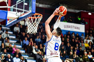 Tommaso Guariglia (ITA) - Real Sebastiani Rieti Real Sebastiani Rieti Bi.Emme Servisi Libertas Livorno Stagione 2025-26 Campionato Italiano Pallacanestro - Vahşi Batı Serie A2 Maschile - Normal Mevsim, Round 17