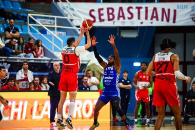 Real Sebastiani Rieti, Valtur Brindisi Stagione 'ye karşı 2025-26 Campionato Italiano Pallacanestro - Vahşi Batı Serisi A2 Maschile - Normal sezon, Raund 15 - Fotoğraf Alessio De Marco