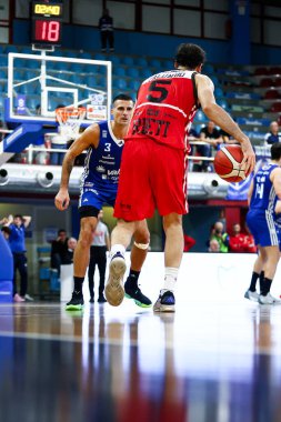Mattia Palumbo (ITA) - Real Sebastiani Rieti, Real Sebastiani Rieti 'ye karşı Valtur Brindisi Stagione 2025-26 Campionato Italiano Pallacanestro - Vahşi Batı Serie A2 Maschile - Normal Mevsim, Raund 15 -- Fotoğraf Alessio De Marco