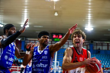 Lorenzo Piccin Lorenzo (ITA) - Real Sebastiani Rieti, Real Sebastiani Rieti 'ye karşı Valtur Brindisi Stagione 2025-26 Campionato Italiano Pallacanestro - Vahşi Batı Serisi A2 Maschile - Normal Mevsim, Raund 15 - Fotoğraf Alessio De Marco