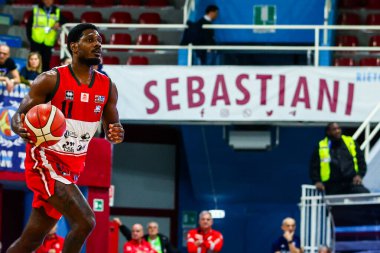 Darius Perry (ABD) - Real Sebastiani Rieti, Real Sebastiani Rieti 'ye karşı Valtur Brindisi Stagione 2025-26 Campionato Italiano Pallacanestro - Vahşi Batı Serisi A2 Maschile - Normal Mevsim, Raund 15 - Fotoğraf Alessio De Marco