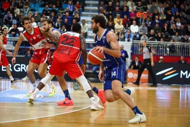 Vincenzo Guaiana (ITA) - Real Sebastiani Rieti vs Flats Service Fortitudo Bologna - Stagione 2025-26 Campionato Italiano Pallacanestro - Eski Vahşi Batı Serie A2 Maschile - Normal Mevsim, Round 19 - Fotoğraf Alessi
