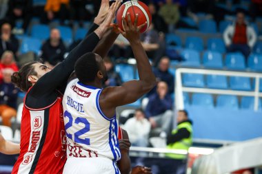 #22 Dustin Hogue (ABD) - RSR Sebastiani Rieti, Real Sebastiani Rieti, Dole Basket Rimini - Stagione 2025-26 Campionato Italiano Pallacanestro - Vahşi Batı Serie A2 Maschile - Normal sezon, Round 23 - Fotoğraf Alessio De Marco