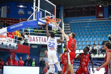 #22 Dustin Hogue (ABD) - RSR Sebastiani Rieti, Real Sebastiani Rieti, Dole Basket Rimini - Stagione 2025-26 Campionato Italiano Pallacanestro - Vahşi Batı Serie A2 Maschile - Normal sezon, Round 23 - Fotoğraf Alessio De Marco