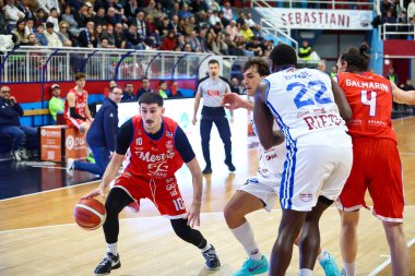 #10 Parravicini Matteo (ITA) - Gemini Üstadı Real Sebastiani Rieti vs Gemini Üstat - Stagione 2025-26 Campionato Italiano Pallacanestro - Vahşi Batı Serie A2 Maschile Düzenli Mevsim - Fotoğraf Alessio De Marco