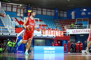 #32 Bonacini Federico (ITA) - Gemini Üstadı Real Sebastiani Rieti - Stagione 2025-26 Campionato Italiano Pallacanestro - Vahşi Batı Serisi A2 Maschile - Normal Mevsim - Alessio De Marco