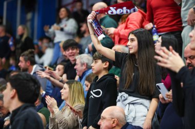 Rieti destekçileri Real Sebastiani Rieti 'nin Gemini Mestre' ye açtığı davada Stagione 2025-26 Campionato Italiano Pallacanestro - Vahşi Batı Serisi A2 Maschile - Düzenli Mevsim
