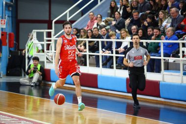 #32 Bonacini Federico (ITA) - Gemini Üstadı Real Sebastiani Rieti - Stagione 2025-26 Campionato Italiano Pallacanestro - Vahşi Batı Serisi A2 Maschile - Normal Mevsim - Alessio De Marco