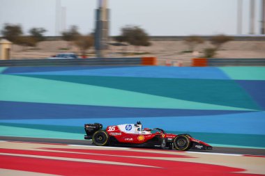 (16) Charles Leclerc (MON) - Scuderia Ferrari HP - Ferrari SF-26 - Ferrari, Bahreyn 'deki Bahreyn Uluslararası Pisti' nde düzenlenen 2026 FIA Formula 1 Dünya Şampiyonası 'nın ilk sezon öncesi resmi test oturumu sırasında Ferrari. Üç günlük test sonuçları.