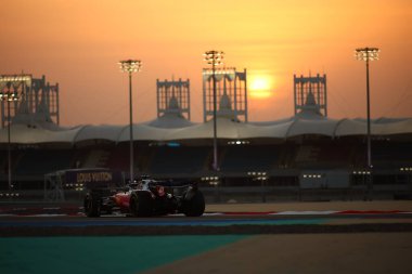 (16) Charles Leclerc (MON) - Scuderia Ferrari HP - Ferrari SF-26 - Ferrari, Bahreyn 'deki Bahreyn Uluslararası Pisti' nde düzenlenen 2026 FIA Formula 1 Dünya Şampiyonası 'nın ilk sezon öncesi resmi test oturumu sırasında Ferrari. Üç günlük test sonuçları.