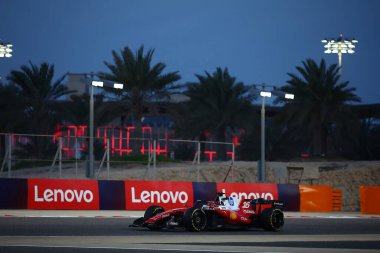 (16) Charles Leclerc (MON) - Scuderia Ferrari HP - Ferrari SF-26 - Ferrari, Bahreyn 'deki Bahreyn Uluslararası Pisti' nde düzenlenen 2026 FIA Formula 1 Dünya Şampiyonası 'nın ilk sezon öncesi resmi test oturumu sırasında Ferrari. Üç günlük test sonuçları.