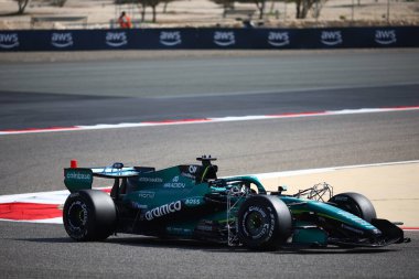 (18) Lance Stroll (CAN) - Aston Martin Aramco F1 Team - Aston Martin AMR26 - Honda, Bahreyn, Bahreyn 'de düzenlenen 2026 FIA Formula 1 Dünya Şampiyonası' nın ilk sezon öncesi resmi test oturumunda. Üç gün.