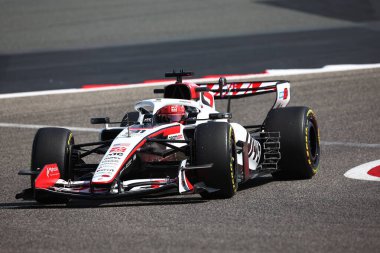 (31) Esteban Ocon (FRA) - TGR Haas F1 Team - Haas VF-26 - Ferrari, Bahreyn, Bahreyn 'de düzenlenen 2026 FIA Formula 1 Dünya Şampiyonası' nın ilk sezon öncesi resmi test oturumunda. Üç günlük test oturumu