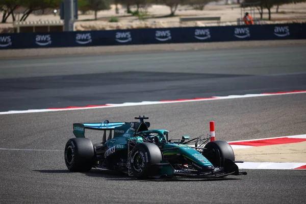 (18) Lance Stroll (CAN) - Aston Martin Aramco F1 Team - Aston Martin AMR26 - Honda, Bahreyn, Bahreyn 'de düzenlenen 2026 FIA Formula 1 Dünya Şampiyonası' nın ilk sezon öncesi resmi test oturumunda. Üç gün.