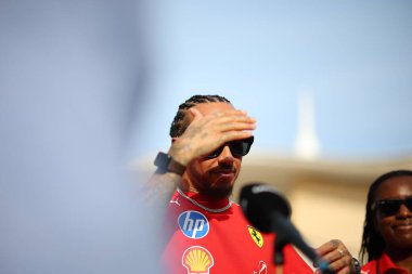 (44) Lewis Hamilton (GBR) - Scuderia Ferrari HP - Ferrari SF-26 - Ferrari, Bahreyn 'deki Bahreyn Uluslararası Pisti' nde düzenlenen 2026 FIA Formula 1 Dünya Şampiyonası 'nın ilk sezon öncesi resmi test oturumunda Ferrari. Üç günlük test değerlendirmesi.