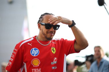 (44) Lewis Hamilton (GBR) - Scuderia Ferrari HP - Ferrari SF-26 - Ferrari, Bahreyn 'deki Bahreyn Uluslararası Pisti' nde düzenlenen 2026 FIA Formula 1 Dünya Şampiyonası 'nın ilk sezon öncesi resmi test oturumunda Ferrari. Üç günlük test değerlendirmesi.