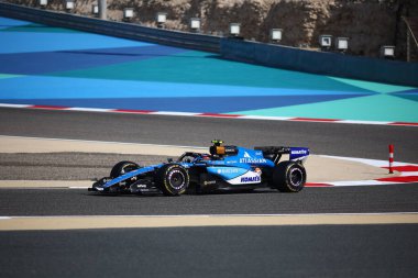 (55) Carlos Sainz Jr. (ESP) - Atlassian Williams F1 Team - Williams FW48 - Mercedes, Bahreyn, Bahreyn 'de düzenlenen 2026 FIA Formula 1 Dünya Şampiyonası' nın ilk sezon öncesi resmi test oturumunda. Üç gün.