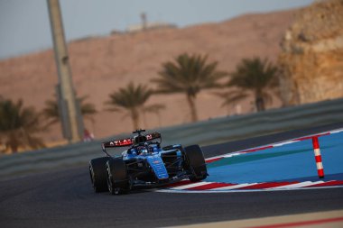 (55) Carlos Sainz Jr. (ESP) - Atlassian Williams F1 Team - Williams FW48 - Mercedes, Bahreyn, Bahreyn 'de düzenlenen 2026 FIA Formula 1 Dünya Şampiyonası' nın ilk sezon öncesi resmi test oturumunda. Üç gün.