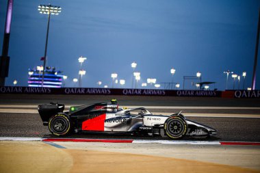 (5) Gabriel Bortoleto (BRA) - Audi Revolut F1 Team - Audi AR01 - Audi, Bahreyn 'deki Bahreyn Uluslararası Pisti' nde düzenlenen 2026 FIA Formula 1 Dünya Şampiyonası 'nın ilk sezon öncesi resmi test oturumunun ikinci gününde. Üç günlük test.