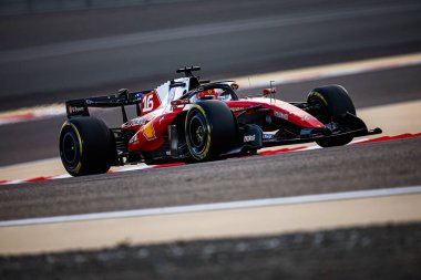 (16) Charles Leclerc (MON) - Scuderia Ferrari HP - Ferrari SF-26 - Ferrari, Bahreyn, Bahreyn 'de düzenlenen 2026 FIA Formula 1 Dünya Şampiyonası' nın ilk sezon öncesi ilk resmi test oturumunda Ferrari. Üç gün.