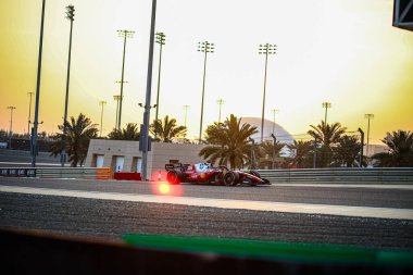 (16) Charles Leclerc (MON) - Scuderia Ferrari HP - Ferrari SF-26 - Ferrari, Bahreyn, Bahreyn 'de düzenlenen 2026 FIA Formula 1 Dünya Şampiyonası' nın ilk sezon öncesi ilk resmi test oturumunda Ferrari. Üç gün.