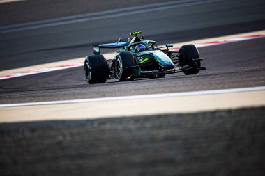 (14) Fernando Alonso (ESP) - Aston Martin Aramco F1 Team - Aston Martin AMR26 - Honda, Bahreyn 'deki Bahreyn Uluslararası Pisti' nde düzenlenen 2026 FIA Formula 1 Dünya Şampiyonası 'nın ilk sezon öncesi ilk resmi test oturumunda. Şey...
